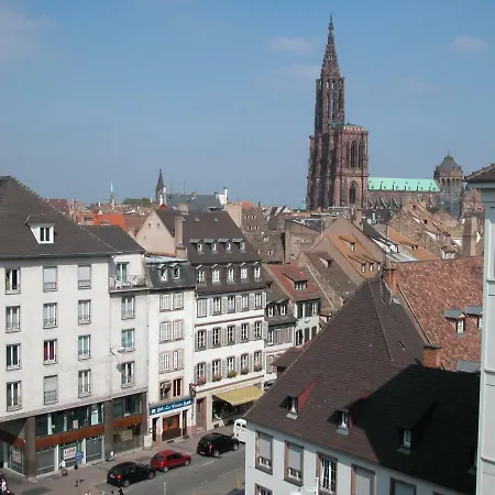 Magnifique Proche Cathedrale Апартаменты *
